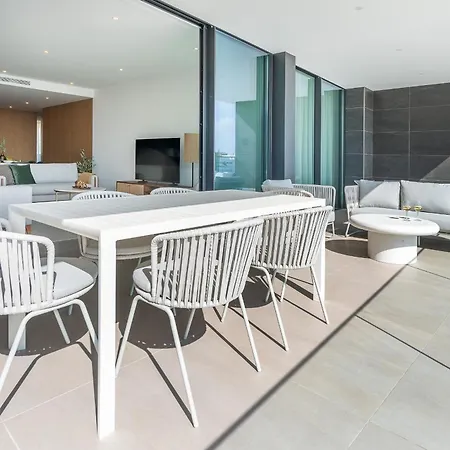 Tideview - Marina Retreat Apartment